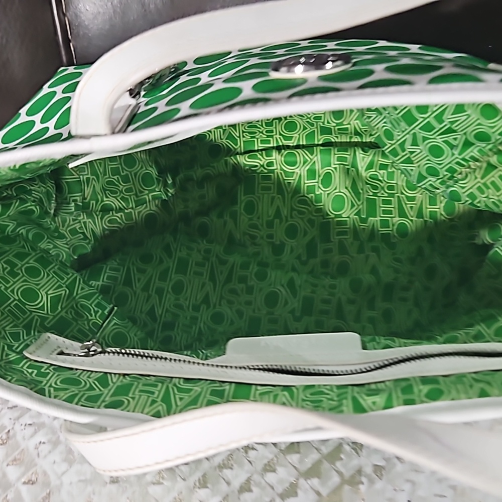 Purse - Picture 4 of 4